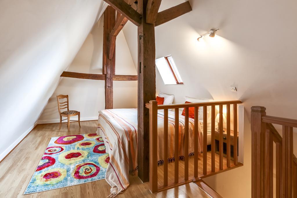 Chateau Turgot Gites Bons-Tassily المظهر الخارجي الصورة